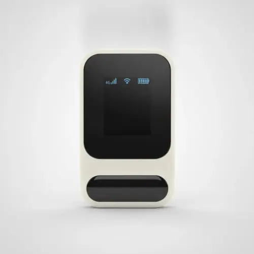 Hotspot Wi-Fi 4G de poche crème vu de face, debout sur un fond gris clair uni, écran noir à icônes de réseau, Wi-Fi et batterie